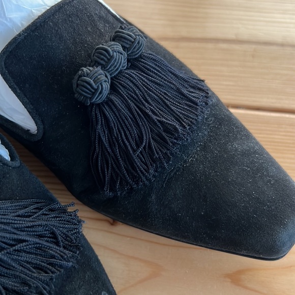 Stuart Weitzman Tasstrio Suede Tassel Loafer - Picture 4 of 8